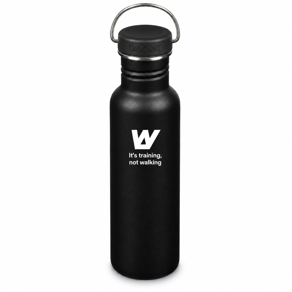 Botella negra WalkBCN de 800 ml. Imagen conceptual de la personalización.